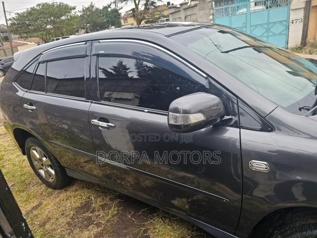 Toyota Harrier 2.4 2011 Black