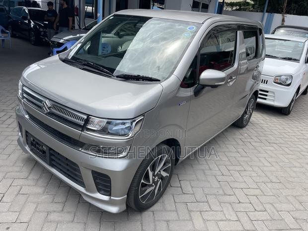 Suzuki Wagon R 2019 Silver