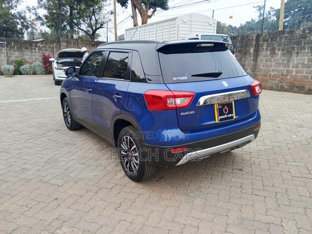 Suzuki Vitara 2021 Blue