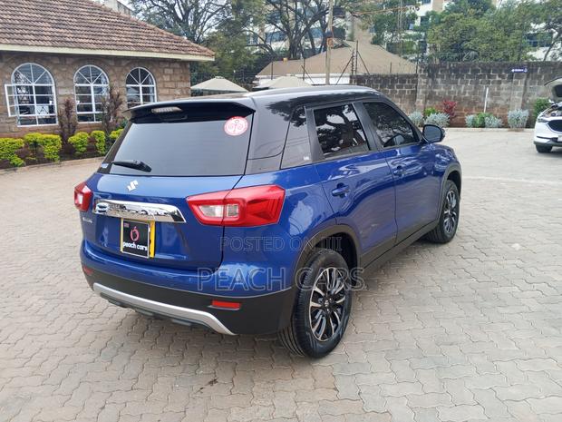 Suzuki Vitara 2021 Blue
