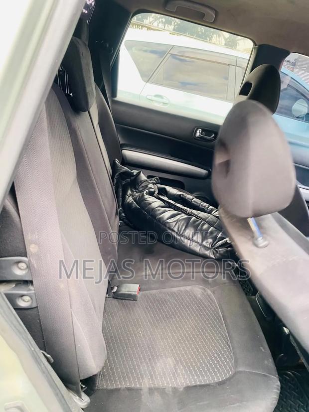 Nissan X-Trail 2011 Green