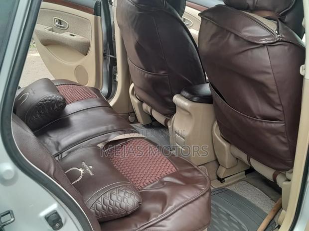Nissan Bluebird 2011 Silver