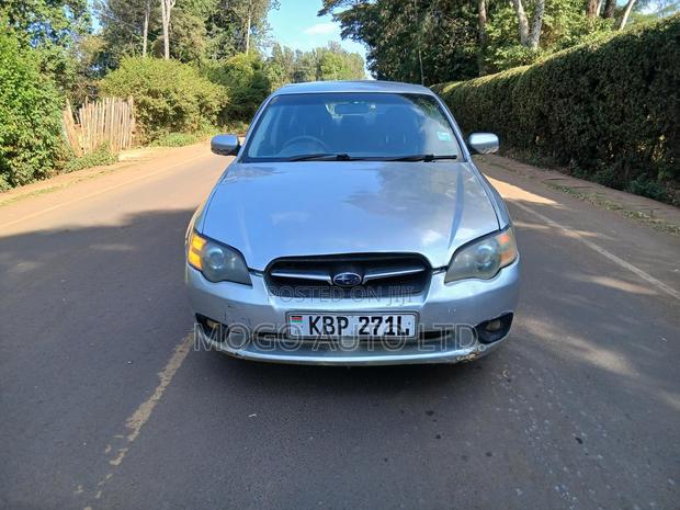 Subaru Legacy 2004 Silver