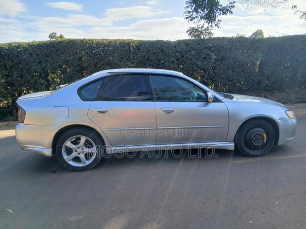 Subaru Legacy 2004 Silver
