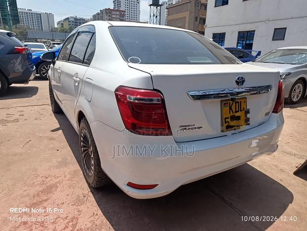 Toyota Axio 2016 Pearl