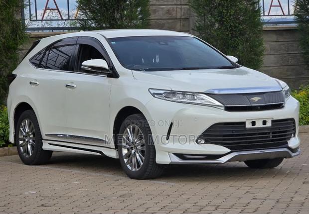Toyota Harrier 2019 White