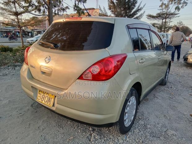 Nissan Tiida 2008 Beige