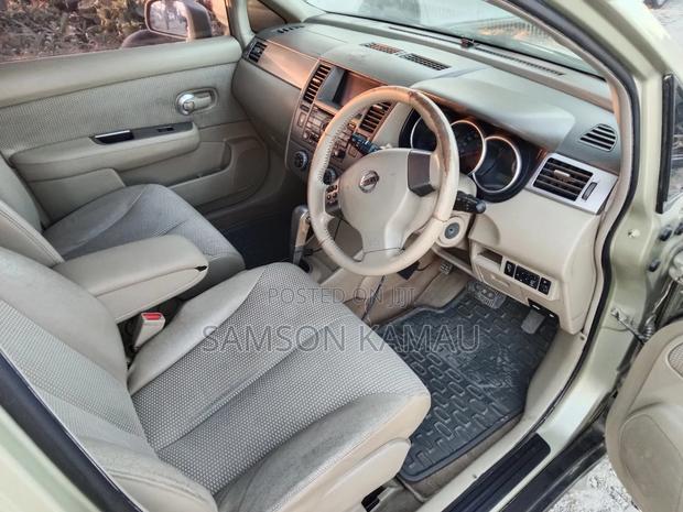 Nissan Tiida 2008 Beige