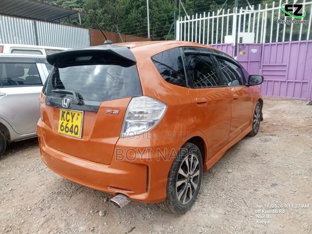 Honda Fit 2013 Orange