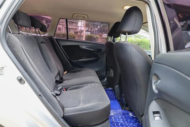 Toyota Corolla Fielder 2011 Silver
