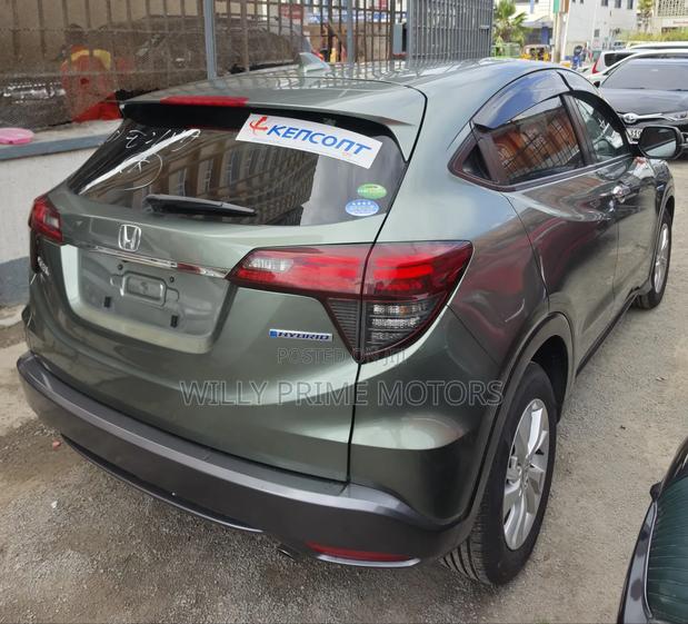 Honda Vezel 1.5 Hybrid 2WD 2019 Green