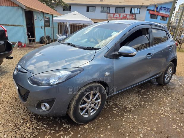 Mazda Demio 2013 Blue