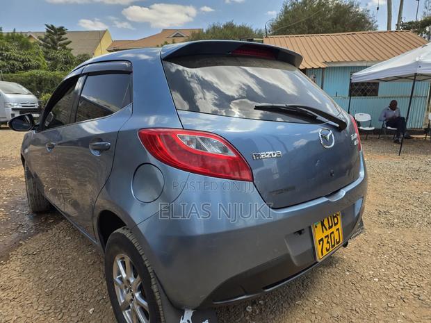 Mazda Demio 2013 Blue