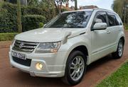 Suzuki Escudo 2009 White for sale