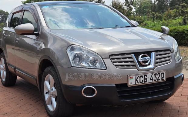 Nissan Dualis 2010 Silver