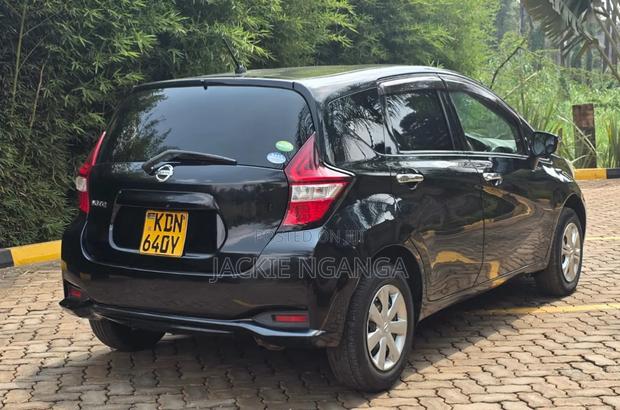 Nissan Note 2017 Black
