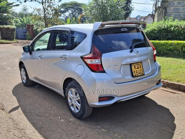 Nissan Note 2018 Silver