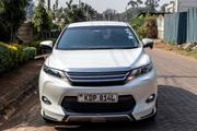 Toyota Harrier 2.0 2017 Pearl for sale