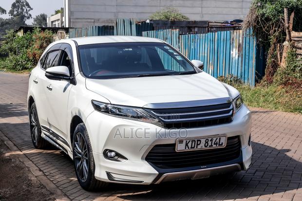 Toyota Harrier 2.0 2017 Pearl