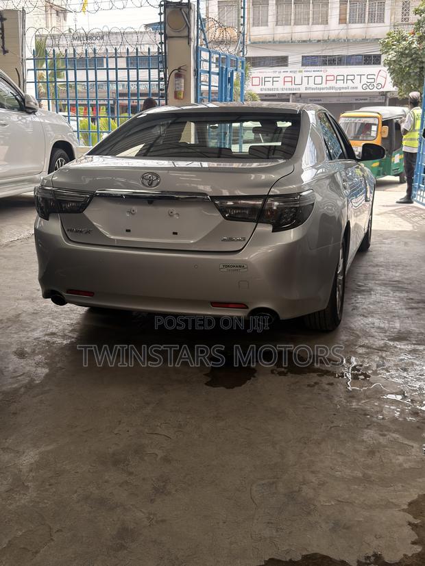 Toyota Mark X 2.5 RWD 2019 Silver