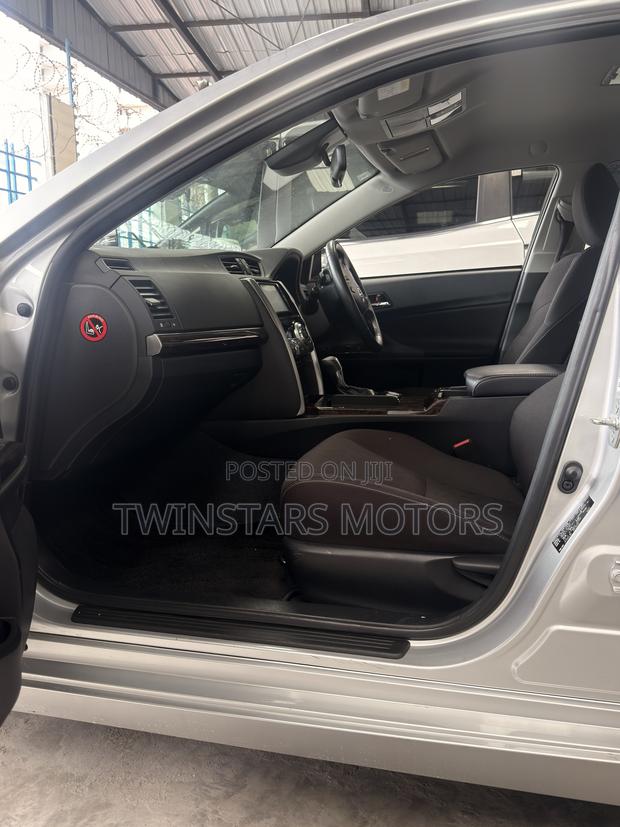 Toyota Mark X 2.5 RWD 2019 Silver