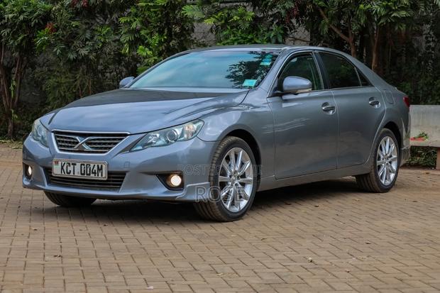 Toyota Mark X 2012 Gray