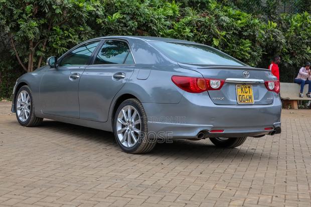 Toyota Mark X 2012 Gray