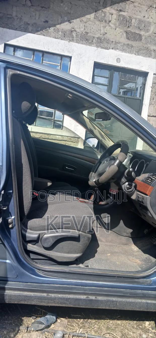 Nissan Sylphy 2012 Blue