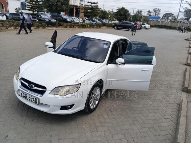 Subaru Legacy 2009 White