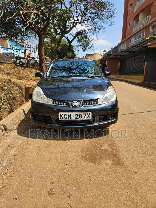 Nissan Wingroad 2012 Black
