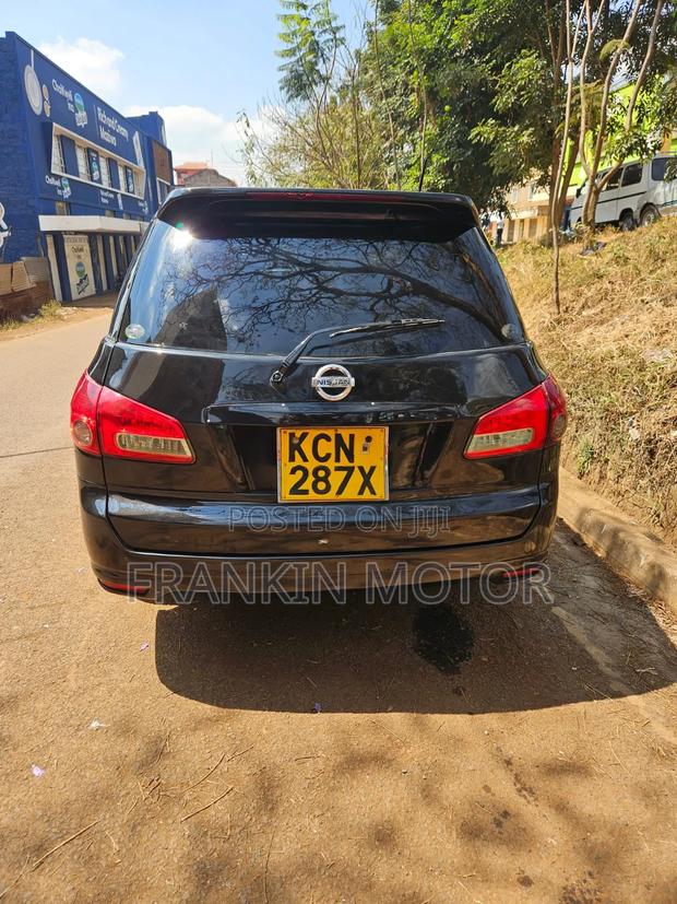 Nissan Wingroad 2012 Black