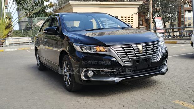 Toyota Premio 2019 Black