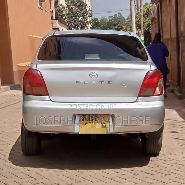 Toyota Platz 2003 Silver