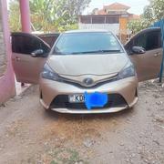 Toyota Vitz 2015 Gold for sale