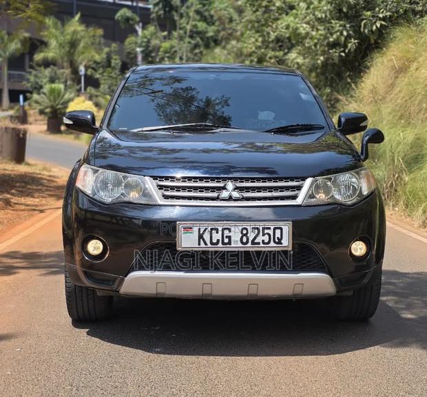 Mitsubishi Outlander 2010 Black