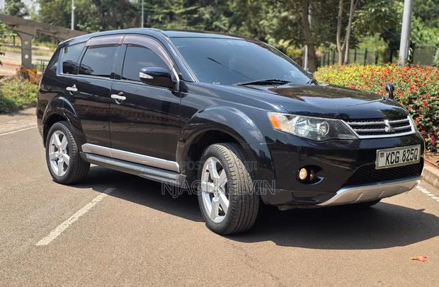 Mitsubishi Outlander 2010 Black