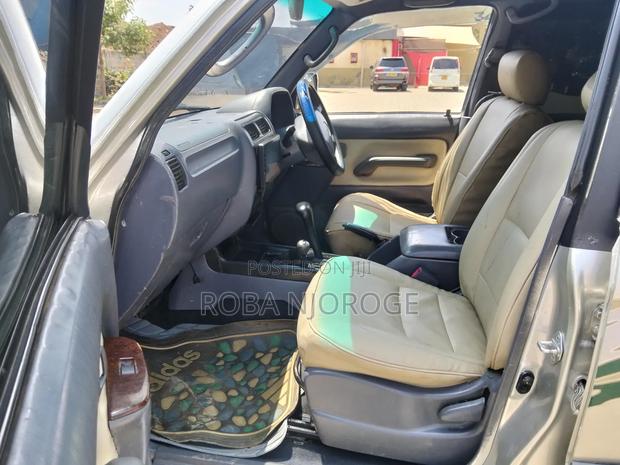Toyota Land Cruiser Prado 2002 Silver