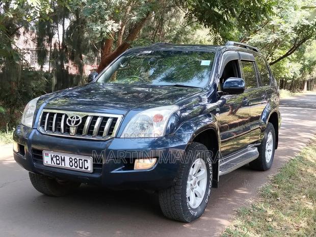 Toyota Land Cruiser Prado 2004 Blue