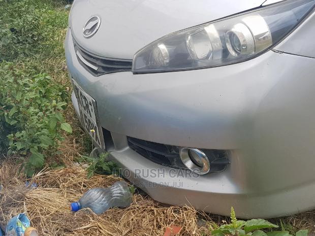 2011 Toyota Wish Silver - Stylish, Affordable, and Reliable