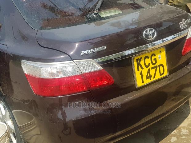 2011 Toyota Premio in Red: A Luxury Sedan for Everyday Life