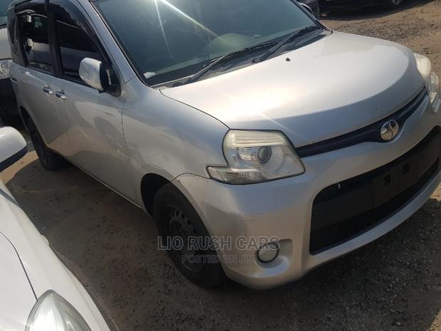 2012 Toyota Sienta Silver for Sale: Perfect for Small Families