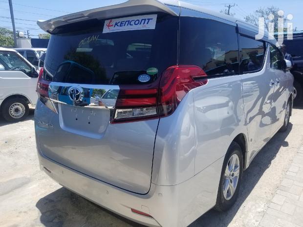 2016 Toyota Alphard in Silver - High-End MPV for Sale