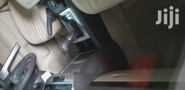 2017 Toyota Land Cruiser Prado GX in White - Pre-owned