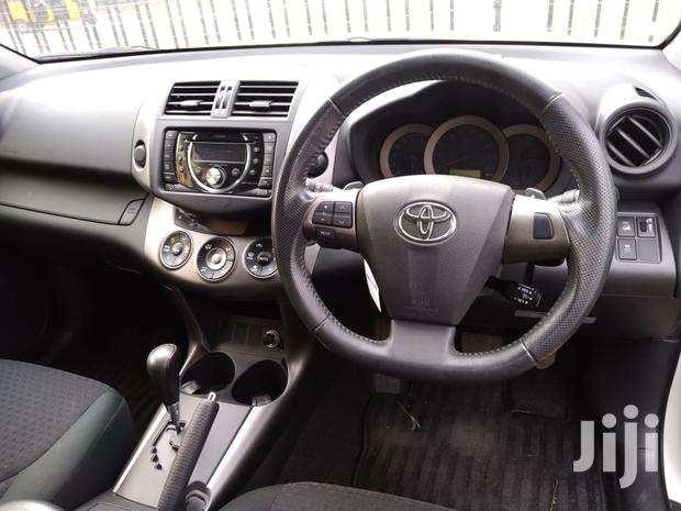 Used 2014 Toyota Vanguard White - Quality Pickup Truck