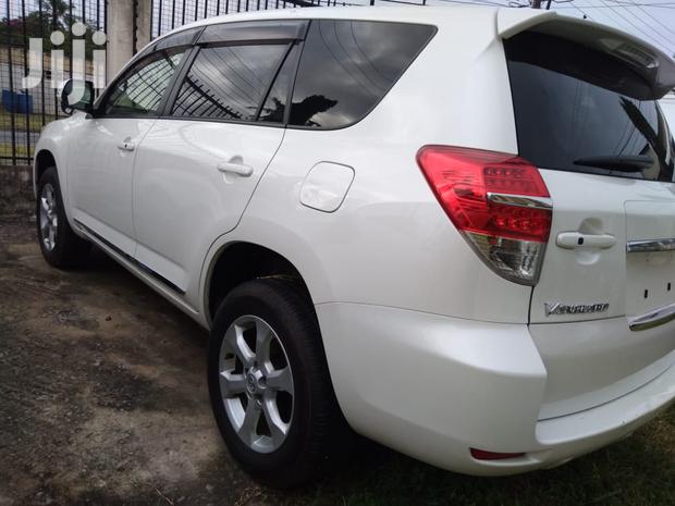 Used 2014 Toyota Vanguard White - Quality Pickup Truck
