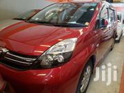 Red ISIS 2015 Toyota: High-Performance Compact Sedan for sale