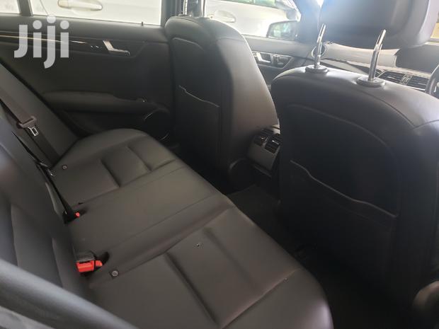 2013 Mercedes-Benz C200 Black Edition: Sophisticated Ride