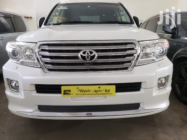 White 2014 Toyota Land Cruiser Prado - Luxury Adventure Vehicle