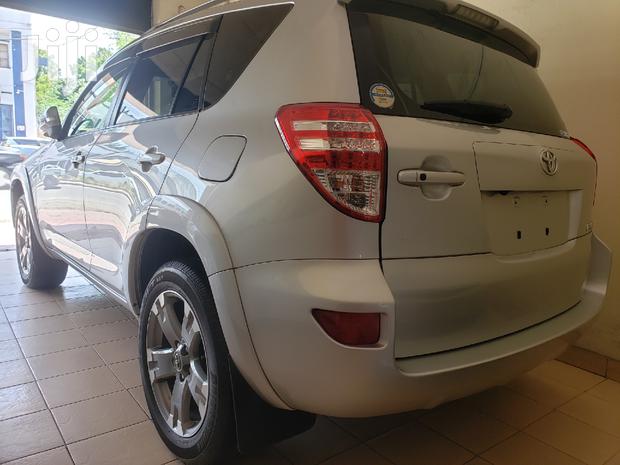 2013 Toyota RAV4 Silver: Compact SUV with Power & Comfort