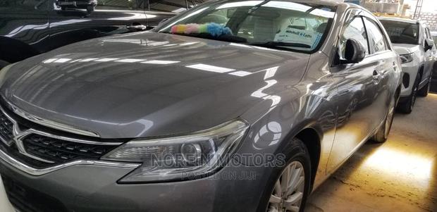 2015 Toyota Mark X Gray - High-Performance Luxury Sedan